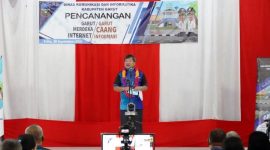 – Pemerintah Kabupaten Garut, tengah mencanangkan  program Garut Merdeka Internet (Garmen) serta Garut Caang Informasi (Gacor), Program itu diterapkan di Desa Indralayang, Kecamatan Caringin, Rabu (29/09/2021).