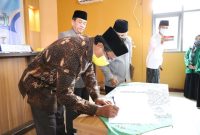 MENGAJAK. Wakil Bupati Garut, dr.Helmi Budiman, mengajak Pengurus IPHI bersama sama membangkitkan ekonomi, Kamis (16/9/2021). (Yogi Gunawan/Diskominfo Garut)