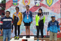 JUARA. Rahmah Fadlillah menjadi  Juara pertama Cabor Atletik Lompat Jauh Putri, Perwakilan Kecamatan Cisurupan, Pada Porkab Garut 2021.