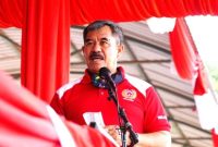 SAMBUTAN.KONIProvinsi Jawa Barat, Ahmad Saefudin saat memberikan sambutan pada pembukaan Porkab Garut 2021. di Sarana Olahraga Kerkhof, Minggu (24/10/2021)