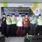 POTO BERSAMA. usai  Serah terima jabatan dari Pimpinan Baznas Garut Priode 2016-2021 Rd Aas Kosasih, Sag kepada Pimpinan Baznas Garut Priode 2021-2026 Abdullah Efendi,  SPdI, ME, Sertijab itu dilaksanakan di Aula Baznas Garut, Jalan Pramuka, Kelurahan Pakuwon, Kecamatan Garut Kota, Kabupaten Garut, Selasa (23/11/2021).