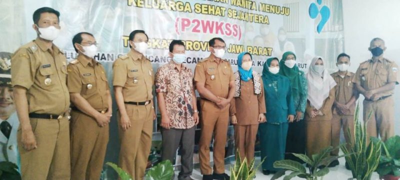 Wakil Bupatei Garut Optimis Penilain P2WKSS Hasilnya Maksimal, Hal ini sisampaikan saat Sambutan Kegiatan P2WSS di Kelurahan Cimnucang, Kecamatan Garut Kota, Senin (22/11/2021)