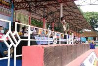 Ketua KONI Kabupaten Garut Dr. Ir. H. Abdusy Syakur Amin, M.Eng saat memberikan sambutan pada Pebukaan Babak Kualifikasi Pra Porprov Rugby Jawa Barat 2021. di Lapangan Sarana Olahraga (SOR) Merdeka Kerkof, Jalan Guntur Melati Nomor 11, Kelurahan Haurpanggung, Kecamatan Tarogong Kidul, Kabupaten Garut, Senin (20/12/2021)