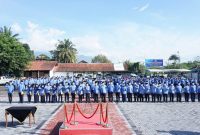 Pelaksanaan Penyerahan Petikan Keputusan Bupati Tentang Pengangkatan Pegawai Negeri Sipil (PNS) Formasi Tahun 2019, yang dilaksanakan di Lapangan Setda Kabupaten Garut, Jalan Pembangunan, Kecamatan Tarogong Kidul, Kabupaten Garut, Kamis (13/1/2022). (Foto : Tim Diskominfo Garut).