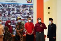 Pelaksanaan acara Peresmian Pemasangan Kaki Palsu untuk disabilitas yang digelar di Gedung Sosial Center, Kantor Dinsos Garut, Jalan Patriot, Kecamatan Tarogong Kidul, Kabupaten Garut, Selasa (15/2/2022).
(Foto: Anggana Mulia/ Diskominfo Garut)