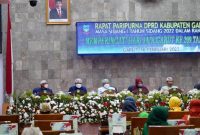 Pelaksanaan Rapat Paripurna DPRD Garut Masa Sidang I Tahun 2022 Dalam Rangka Peringatan HJG ke - 209 Tahun 2022, yang dilaksanakan di Ruang Rapat Paripurna DPRD Garut, Jalan Patriot, Kecamatan Tarogong Kidul, Kabupaten Garut, Rabu (16/2/2022). (Foto : Deni Seftiana/Diskominfo Garut).