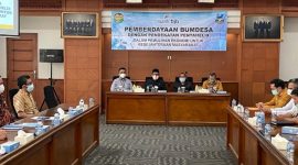 SOSIALISASI. bank bjb Cabang Garut melaukan sosialisasi dan pelatuhan Agen Laku Pandai bjb BISA,  di Bank BJB Garut, Jalan Ahmad Yani, Kecamatan Garut Kota, Kabupaten Garut, Selasa (15/2/2022).