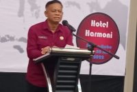 Nurdin Yana, Sekda Kabupaten Garut, yang juga Ketua Pansel Terbuka Jabatan Pimpinan Tinggi Pratama (JPTP) di lingkungan Pemkab Garut, memberikan pengarahan dalam Bimtek Implementasi Pelaksanaan Reformasi Birokrasi dan Penilaian Mandiri Pelaksanaan Reformasi (PMPRB) di Lingkungan Pemkab Garut, di Ballroom Hotel Harmoni, Jalan Cipanas Baru, Kecamatan Tarogong Kidul, Kabupaten Garut, Selasa (8/6/2022).