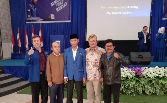 Ketua DPC Partai Demokrat Kabupaten Garut H. Aman Nurjaman menargetkan Pileg 2024, Demokrat Garut bisa meraih 10 Kursi DPRD