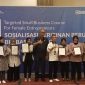 SERAHKAN. PNM Cabang Garut menyerahkan 300 NIB kepadan Nasabah, di Favehotel Garut, Senin (13/6/2022).