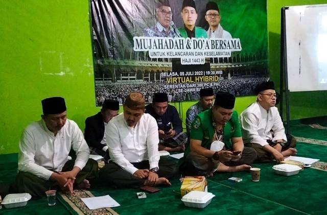 GP Ansor dan Kemenag Garut Laksanakan Mujahadah dan Do'a bersama untuk kelancaran dan keselamatan Haji 1443 H, Kegiatan Dilaksanakan di Pesantran Al Halim, Selasa (5/7/2022)