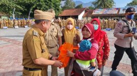 Pelaksanaan _Kick Off_ Temukan Obati Sayangi anak Stunting (TOSS) di Lapangan Sekretariat Daerah (Setda), Jalan Pembangunan, Kecamatan Tarogong Kidul, Kabupaten Garut, Senin (18/7/2022).