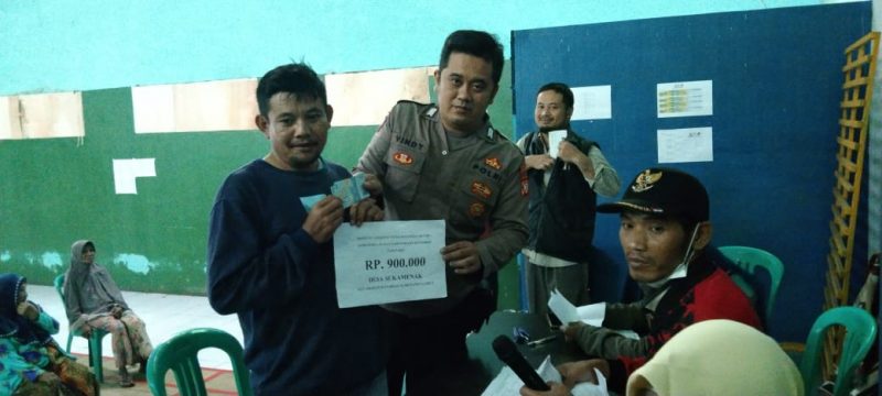 Penyaluran BLT-DD di Desa Sukamenak Kecamatan Wanaraja Kabupaten Garut 