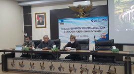 Pelaksanaan Sosialisasi Pemanfaatan Sertifikat Elektronik (TTE) di lingkungan Pemerintah Kabupaten (Pemkab) Garut yang dilaksanakan di Ruang Rapat Sekretariat Daerah (Setda), Jalan Pembangunan, Kecamatan Tarogong Kidul, Kabupaten Garut, Kamis (24/11/2022).