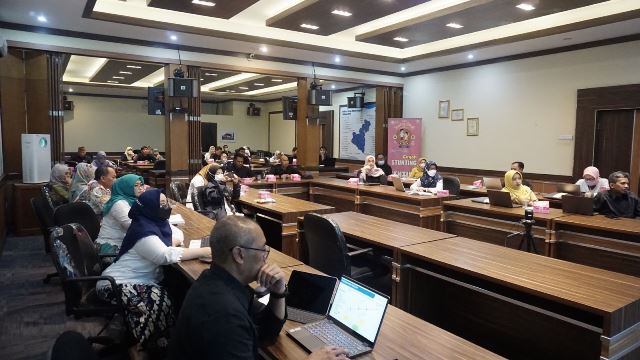 Pelaksanaan FGD dengan topik “Membedah IPM Kabupaten Garut dikaitkan dengan Kegiatan APBD termasuk dengan Indikator Turunannya