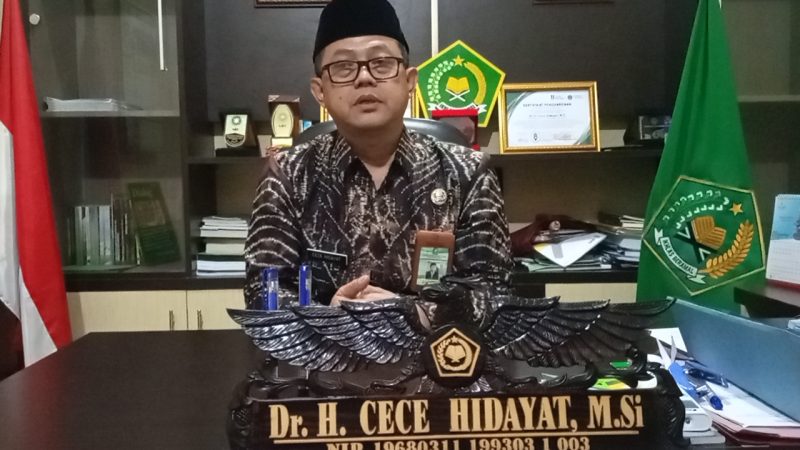 Kepala Kantor Kementrian Agama Kabupaten Garut, Dr H Cece Hidayat MSi 