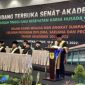 H. Engkus Kusnadi. S.Kep., M.Kes Saat memberikan sambutan dalam Wisuda Gelombang 2, Program Diploma, Sarjana, dan Profesi Tahun Akademik 2021/2022 di Hotel Santika Garut, Sabtu (10/12/2022)