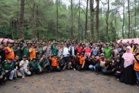 Pembukaan Pendidikan dan Latihan Dasar (Diklatsar) Manajemen Kebencanaan Nasional oleh Badan Nasional (BN) Syarikat Islam Tanggap Bencana (SIGAP) yang dilaksanakan di Bumi Perkemahan Cibeureum, Kecamatan Samarang, Kabupaten Garut, Jum’at (13/1/2022).

(Foto: Yogi Budiman/ Diskominfo Garut)