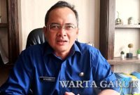 Bapenda) Kabupaten Garut Drs H. Hendra S. Gumilang, MM.
Poto : Warta Garut 