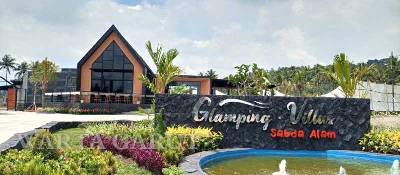 Glamping Resto Sabda Alam menawarkan spesial Steak
