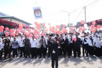 Pelaksanaan pelantikan PPS oleh Ketua KPU Kabupaten Garut, Junaidin Basri, di Area SOR RAA Adiwijaya, Kecamatan Tarogong Kidul, Kabupaten Garut, Selasa (24/1/2023). (Foto : Muhamad Azi Zulhakim/Diskominfo Garut).