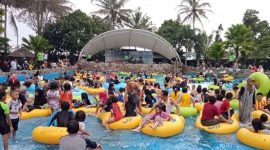 Kolam Ombak, Salahsatu wahana Favorit di Taman Air Sabda Alam