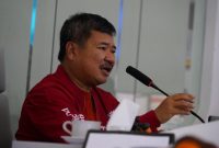 Bupati Garut, Rudy Gunawan, memimpin Rapat Rencana Uji Kompetensi (Ujikom) Pejabat Pimpinan Tinggi (PPT) Pratama dalam rangka Rotasi/Mutasi di Lingkungan Pemerintah Kabupaten (Pemkab) Garut, yang dilaksanakan secara virtual di Gedung _Command Center_ Garut, Jalan Kabupaten, Kecamatan Garut Kota, Kabupaten Garut, Jum'at (3/2/2023). (Foto : Deni Septyan/Diskominfo Garut).
