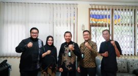 Pertemuan antara Diskominfo Garut dengan BPJS Ketenagakerjaan Garut di Kantor Diskominfo Garut, Jalan Pembangunan, Kecamatan Tarogong Kidul, Kabupaten Garut, Kamis (9/2/2023). (Foto : Anggana Mulia Karsa/Kurniawan).