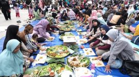 Pelaksanaan Festival 1000 Liwet, yang berlangsung di Alun-Alun Garut, Kecamatan Garut Kota, Kabupaten Garut, Kamis (23/2/2023). (Foto: Muhamad Azi Zulhakim/ Yogi Budiman/ Diskominfo Garut)