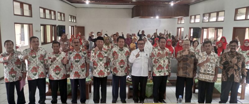 DEKOPINDA Kabupaten Garut melaksanakan Rapat Kerja Daerah atau RAKERDA Tahun 2023. di Aula KGG Jalan A Yani Kecamatan Garut Kota, Selasa (18/2/2023)