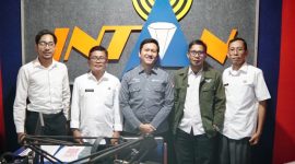 Pelaksanaan Talkshow FOKUS Volume 4 bersama BPJS Ketenagakerjaan Kabupaten Garut di Radio Intan Garut, Jalan Patriot, Kecamatan Tarogong Kidul, Kabupaten Garut, Rabu (29/3/2023).