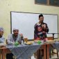 Ketua Dewan Cabang Syarikat Islam Kabupaten Garut dr H Helmi Budiman saat memberikan sambutan dalam kegiatan Silaturahmi dan buka bersama dengan Pengurus Cabang Syarikat Islam kabupaten Garut di Sekretariat SI Garut Jalan Dayeuhhandap Kecamatan Garut Kota Kabupaten Garut, Sabtu (15/4/2023)