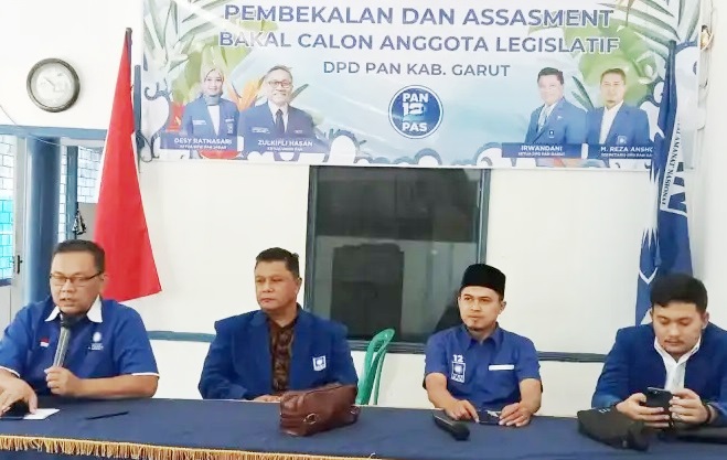 DPD PAN Kabupaten Garut mengadakan pembekalan assessment bacaleg dan peningkatan kapasitas pengurus DPD dan DPC PAN se-Kabupaten Garut pada Sabtu-Minggu (15-16 April 2023) di Kantor Sekretariat DPD PAN Garut, Jalan Terusan Pembangunan Kecamatan Tarogong Kidul Kabupaten Garut,