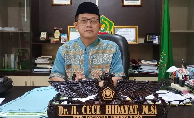 Kepala Kantor Kementerian Agama Kabupaten Garut, Dr. H. Cece Hidayat, MSi, saat wawancara di kantor Kemenag Garut, Jumat (14/4/2023).