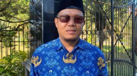 Direktur Utama Perumda Titra Intan Garut Dr H Aja Rowikarim, MAg