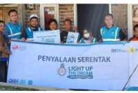 Lewat Light Up The Dream, PLN UP3 Garut Sambung Listrik Gratis