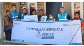 Lewat Light Up The Dream, PLN UP3 Garut Sambung Listrik Gratis