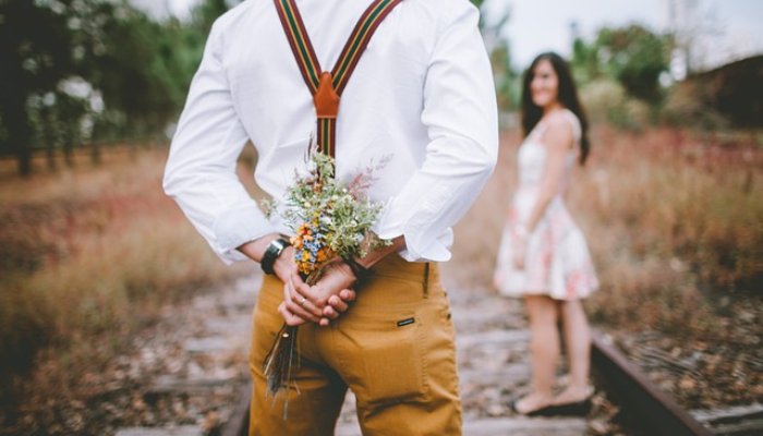 Mengatasi Sindrom Nice Guy, Perjuangan Cinta Membangun Hubungan Sehat, Self-Improvement, dan Self-Acceptance