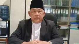 Ketua Umum Majelis Ulama Indonesia (MUI) Kabupaten Garut, KH. Sirojul Munir, mendukung MUI pusat, menyusun 2 fatwa terkait penistaan agama oleh panji gumilang mahad al zaytun