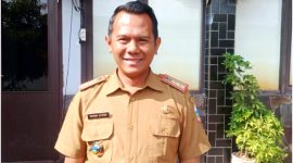 Kepala Disperindag ESDM Kabupaten Garut Ridwan Effendi, SSTP. M.Si. Hari Pelanggan 2023_ Ridwan Effendi Ajak Konsumen Cerdas Dalam Memilih Produk