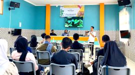 Administratur KPH Garut Bahas Kelestarian Hutan dalam Kuliah Umum HIMAPROSAT di Universitas Garut