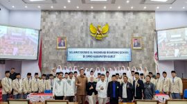 Santri AMBS Garut Kunjungi DPRD Garut_ Penguatan Profil Pelajar Pancasila dan Edukasi Politik