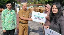 BAZNAS Kabupaten Garut Bantu Keluarga Balita Stunting dengan Bantuan Modal Usaha dan Santunan