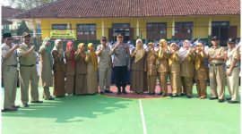 Polsek Kadungora Polres Garut Laksanakan Program Police Goes To School