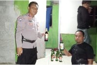 Polsek Malangbong Polres Garut Gelar Operasi Minuman Keras