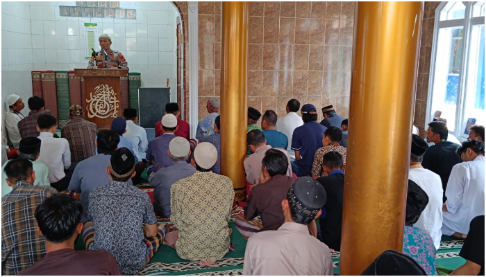 Polsek Tarogong Kidul Polres Garut Giatkan Jum'at Keliling