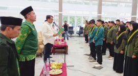 dr. Helmi Budiman Lantik Pengurus SEMMI Cabang Garut