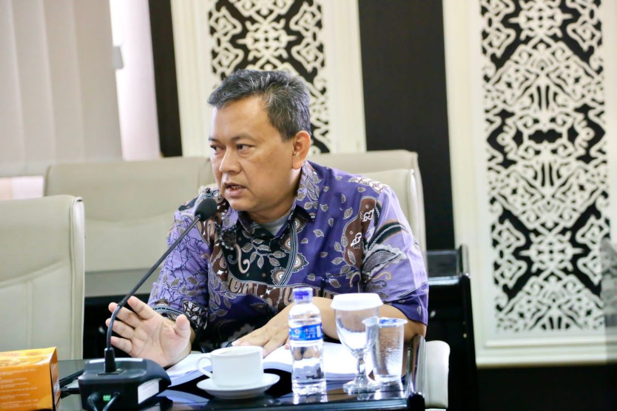 Anggota DPRD Garut dar Fraksi PAN, H/ Enjang Tedi
