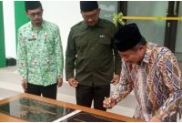 Antisipasi Bencana_ Pemkab Garut Siagakan Pasukan Tanggap Bencana di Seluruh Garut. ( Wakil Bupati garut dr Helmi Budiman saat mendamping Bupati Garut Rudy Gunawan dalam peresmian Gedung Baznas dan MUI Kabupaten Garut pada Kamis, 28 Desember 2023