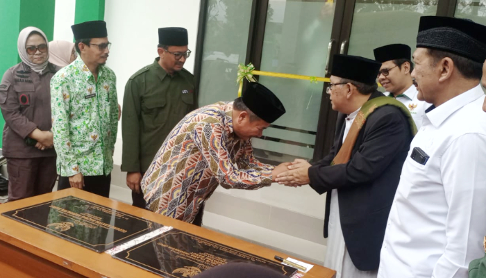 KH. Sirojul Munir_ Gedung Kantor MUI, Simbol untuk Meningkatkan Kemaslahatan Umat di Kabupaten Garut